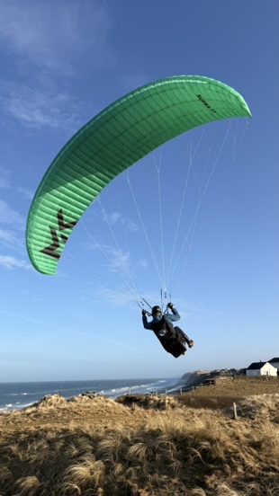 SUPRA grün an der Küste beim Soaring